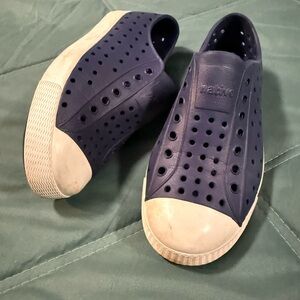 Native Kids Shoes in Navy and White